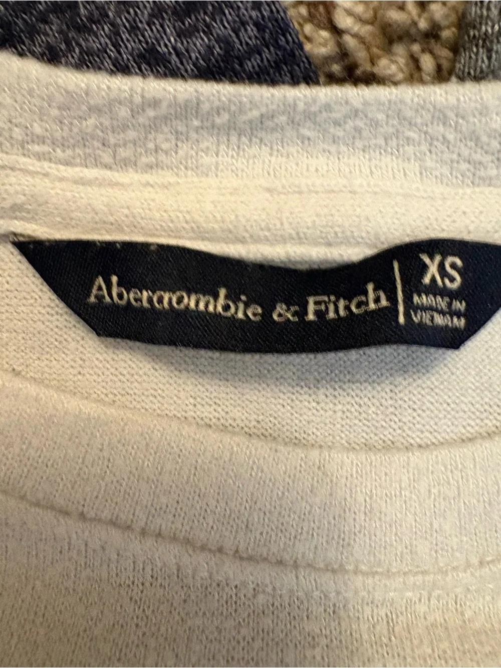 Abercrombie & Fitch XS Graphic Tee Bundle | 3 Pack Logo Tees | Y2K Casual Basics